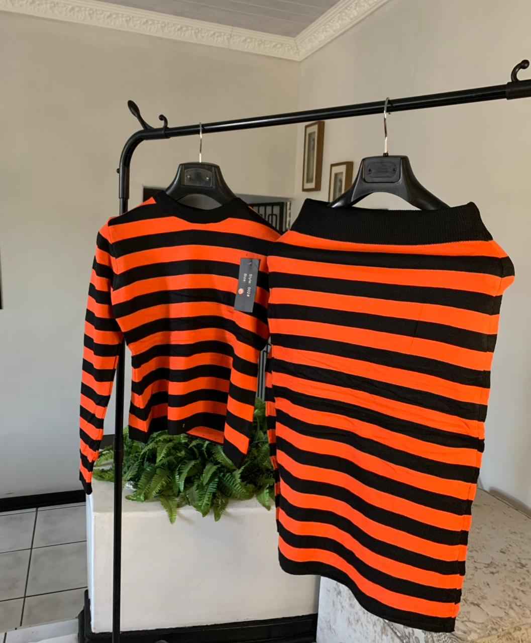 Ladies Black Striped Long Sleeved T-Shirt T-shirts Poshy's closet