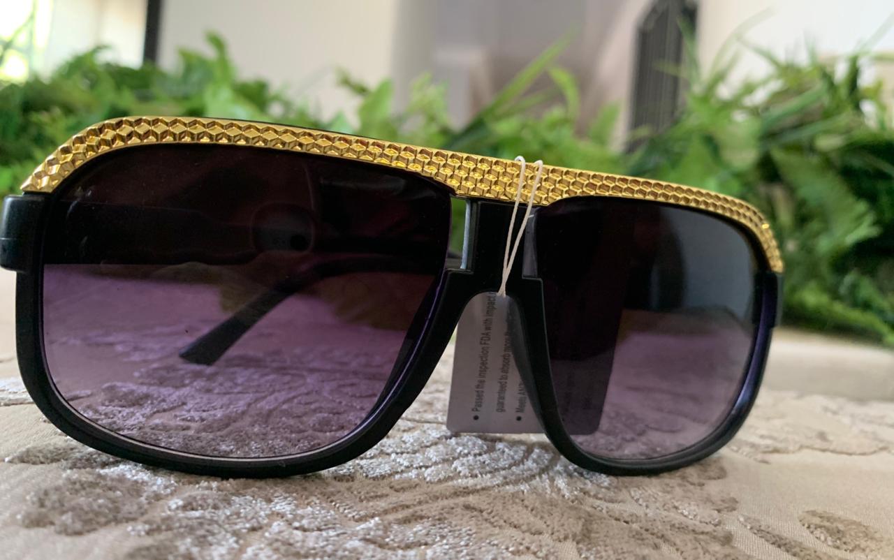 Designer Sunglasses-with a touch of gold Sunglasses Poshy's closet
