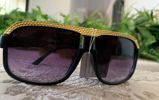 Designer Sunglasses-with a touch of gold Sunglasses Poshy's closet