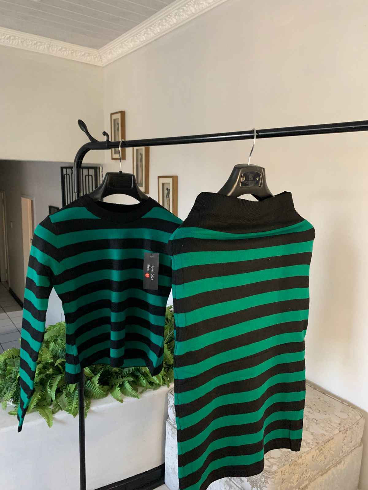 Ladies Black Striped Long Sleeved T-Shirt T-shirts Poshy's closet